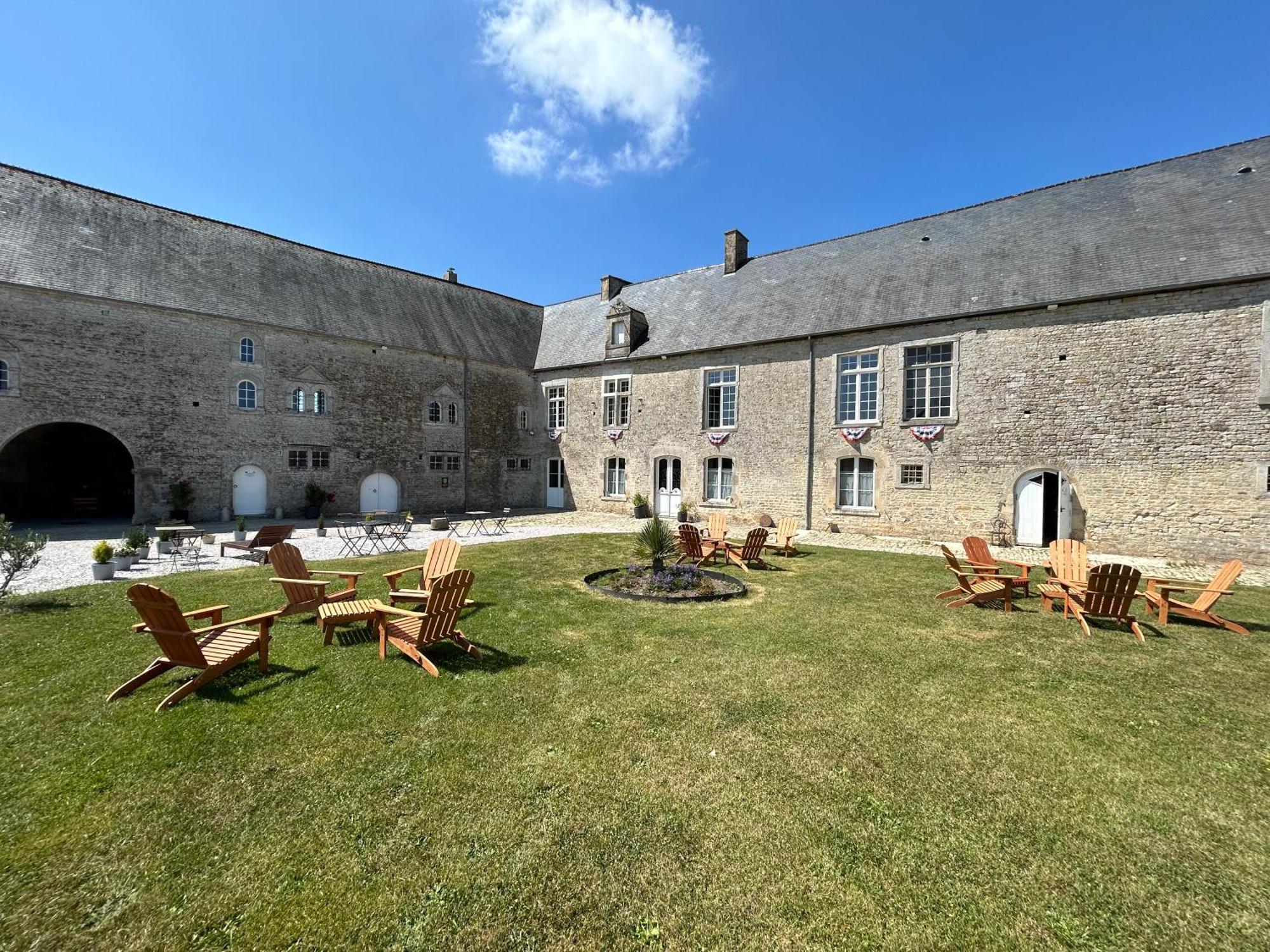 Chateau De Franquetot & D Day Collins Museum Sainte-Mère-Église Eksteriør billede
